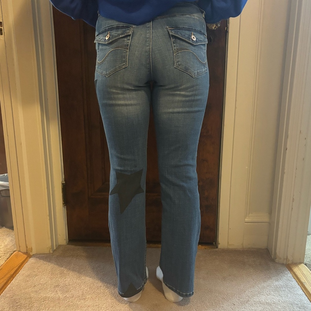 Hand Painted Stars Levi Curvy Bootcut Blue Jeans Size 4 Short - Picture 11 of 11